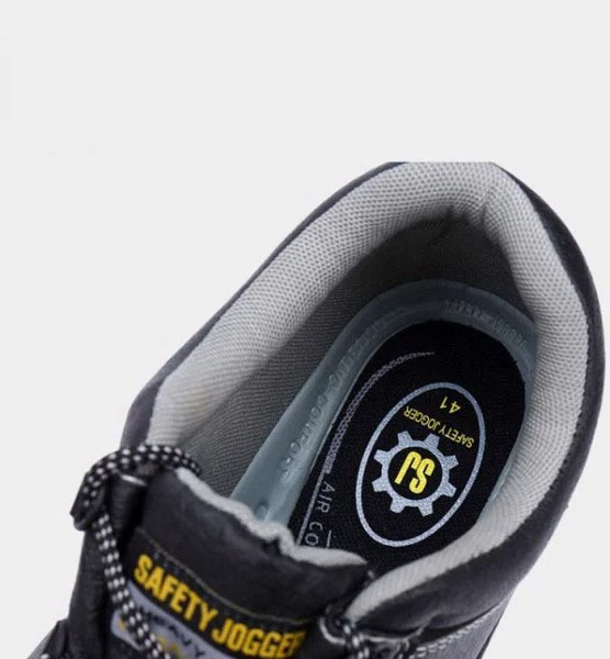 giay-bao-ho-jogger-bestrun-s3-2b Lớp lót chống đinh thép giúp bạn tự tin bước đi trên công trường