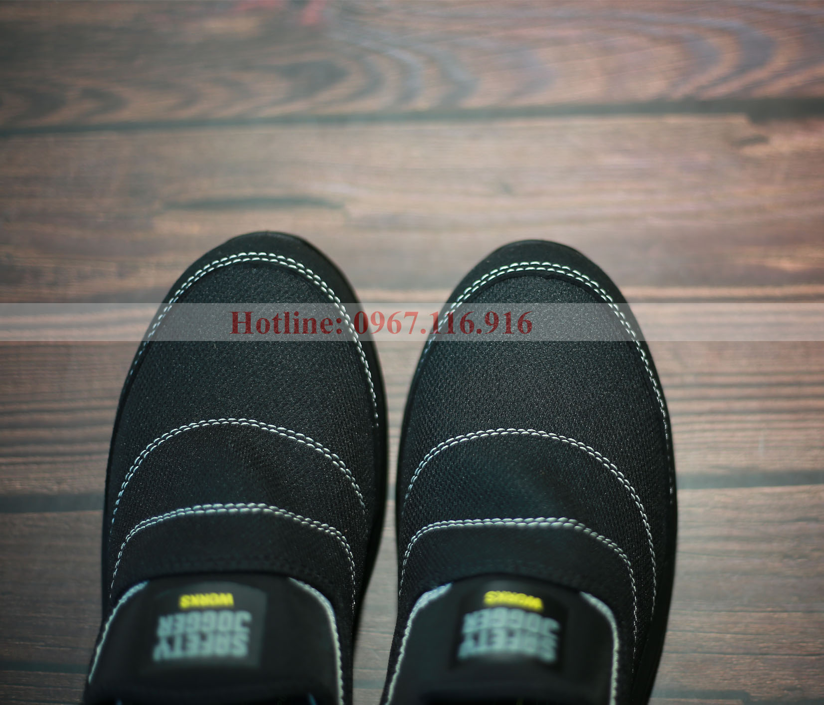 Mũi giày chống dập ngón giúp bảo vệ những đầu ngón chân của bạn khỏi các tác động vật lý