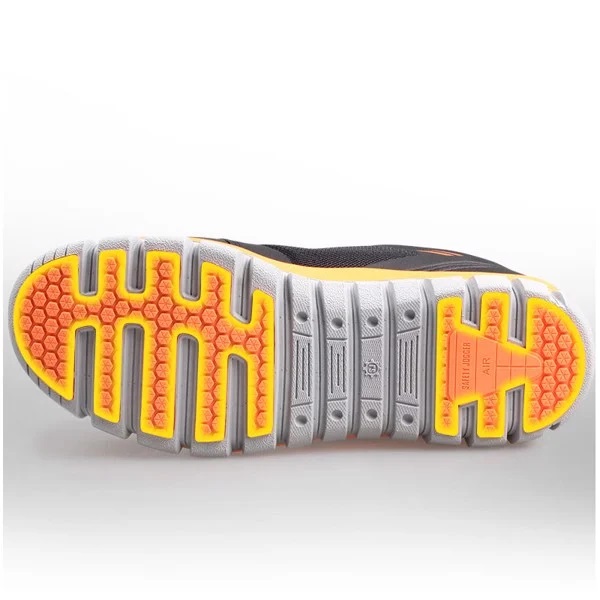 safet-jogger-ligero-s1p-8 Đế giàyvới các vẫn nhỏ, giúp chống trượt hiệu quả