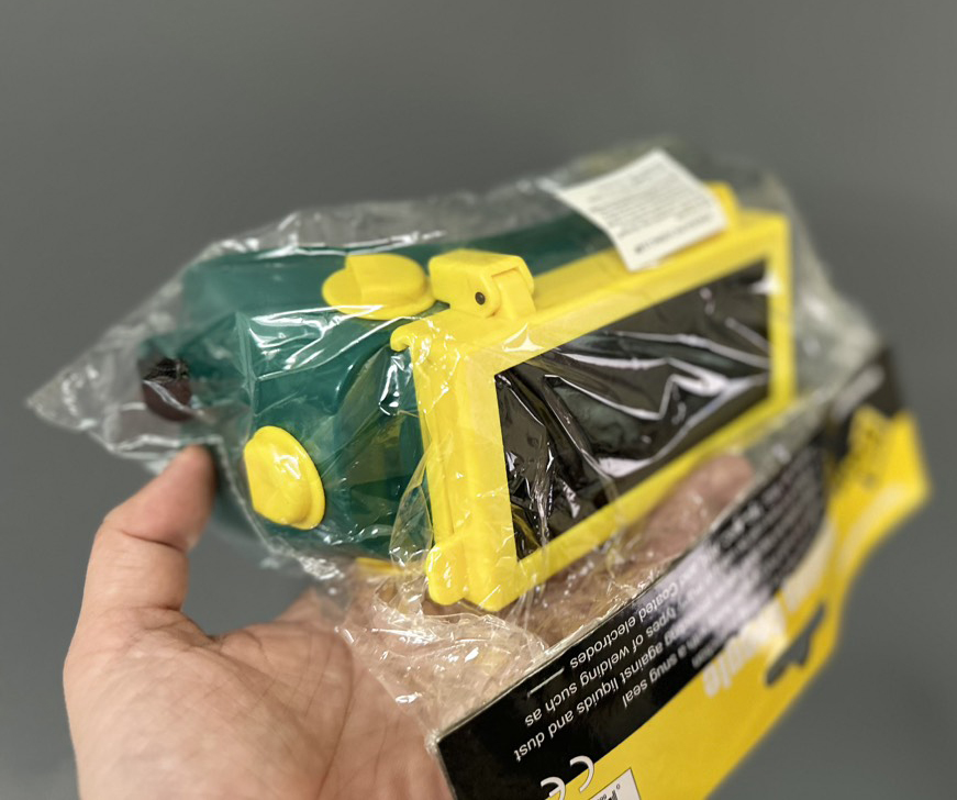 kinh-han-pvc-vuong-2-lop-3 Kính hàn PVC Vuông 2 lớp là loại kính của thương hiệu Usafety – Mỹ được sản xuất tại China bảo vệ người thợ hàn cực tốt